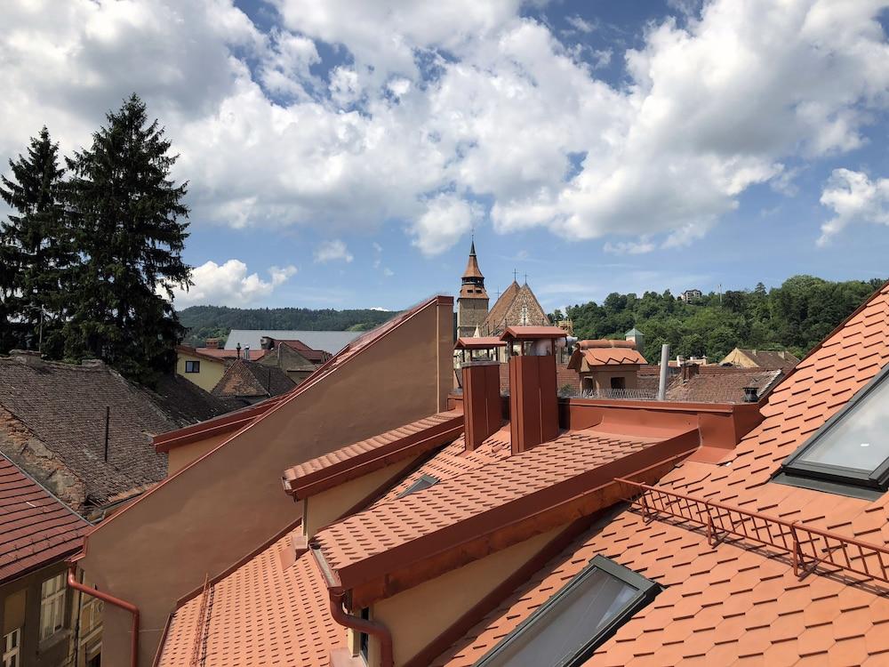 Hotel Boutique Casa Chitic -Hotel And Restaurant Str Johann Gott Nr7 Brasov Luaran gambar