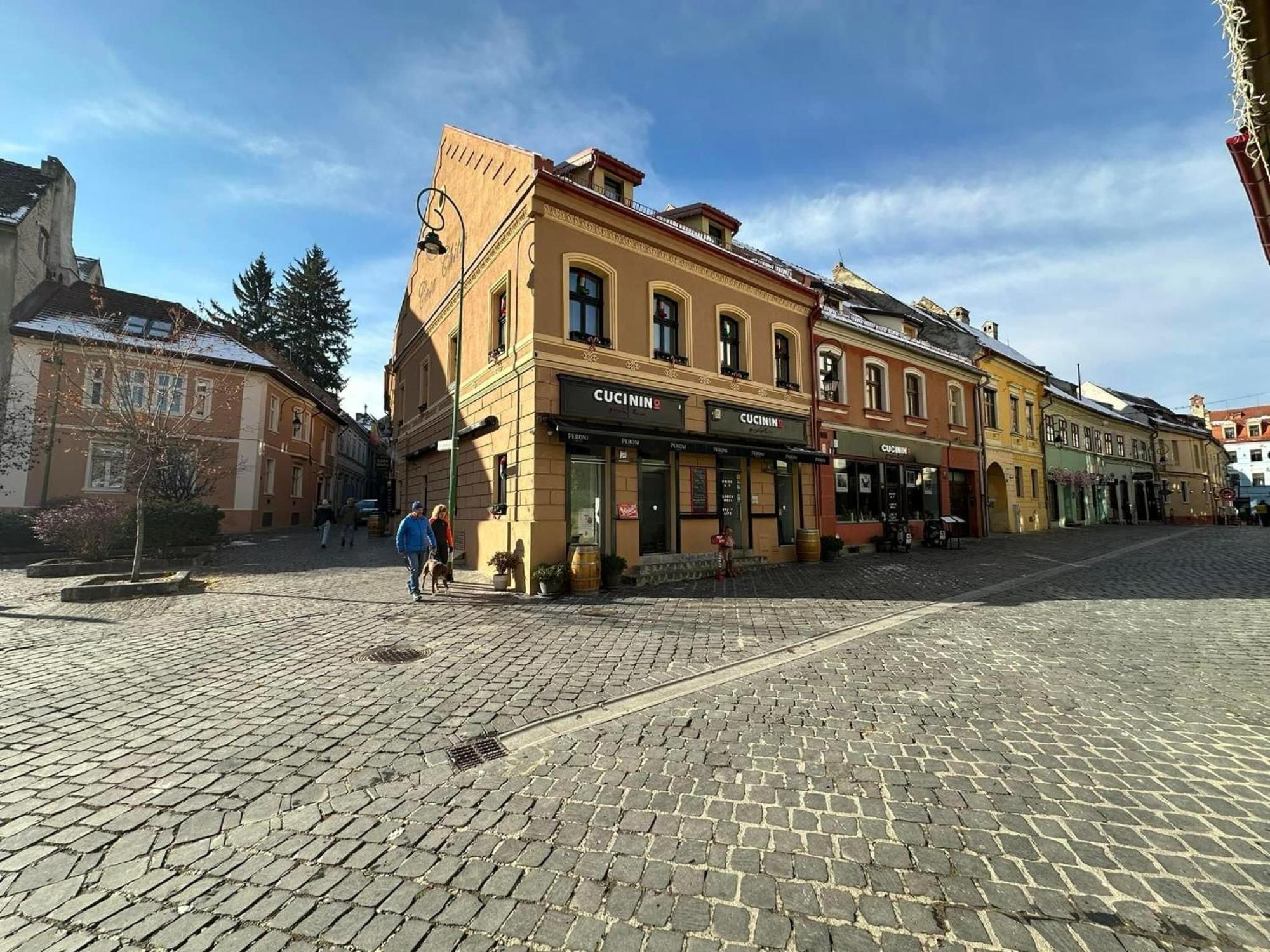 Hotel Boutique Casa Chitic -Hotel And Restaurant Str Johann Gott Nr7 Brasov Luaran gambar